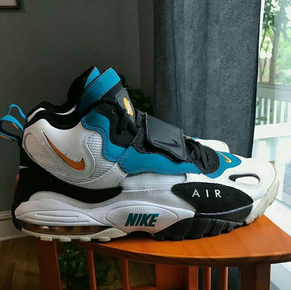 Nike Air Max Speed Turf